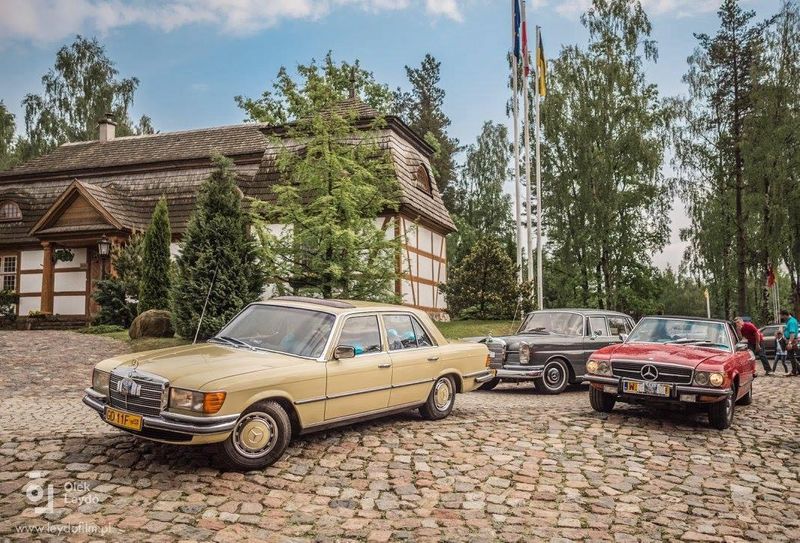Mercedes W116